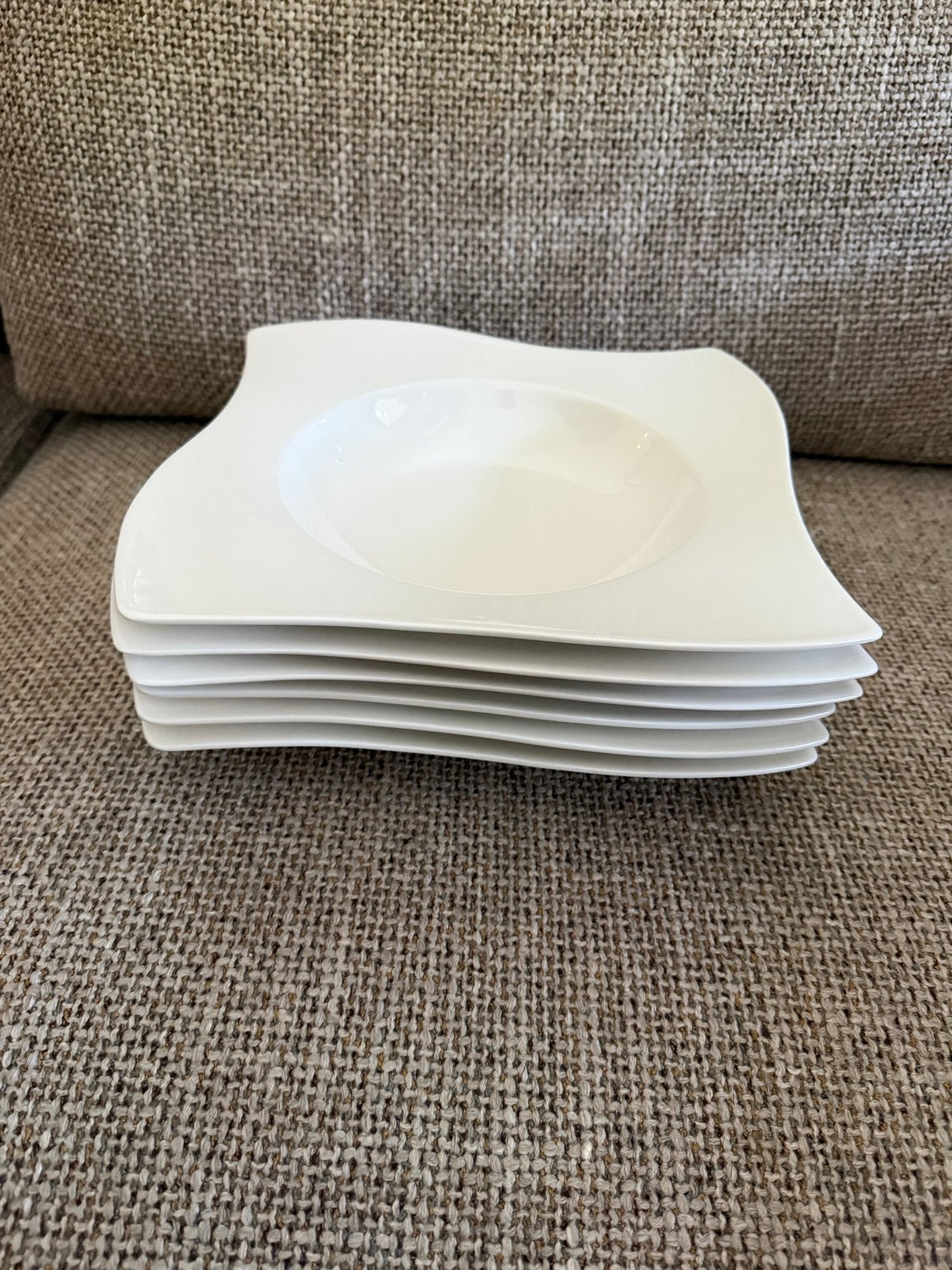 6x Villeroy & Boch New Wave diepe borden 27x27cm, Ophalen, Villeroy & Boch, Zo goed als nieuw, Bord(en)