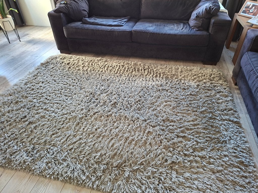 Beige hoogpolig vloerkleed 1.80x2.50m, Ophalen, Beige, 150 tot 200 cm, 200 cm of meer