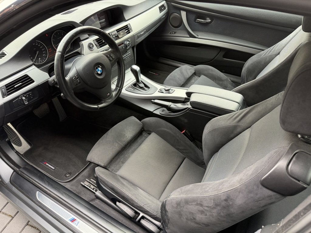 BMW 3 Serie Coupe 320i Corp.L. BnsL.S| M-PAKKET| AUTOMAAT| 1, Auto's, Euro 5, 15 km/l, 4 cilinders, 4 stoelen