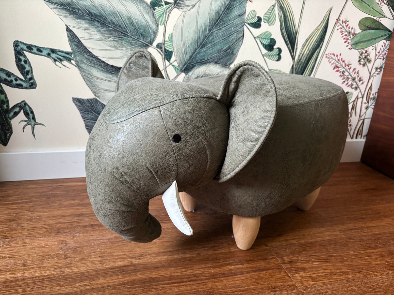 Leuke olifant poef - perfect voor kinderkamer, Ophalen, 50 tot 75 cm, Zo goed als nieuw, Overige vormen