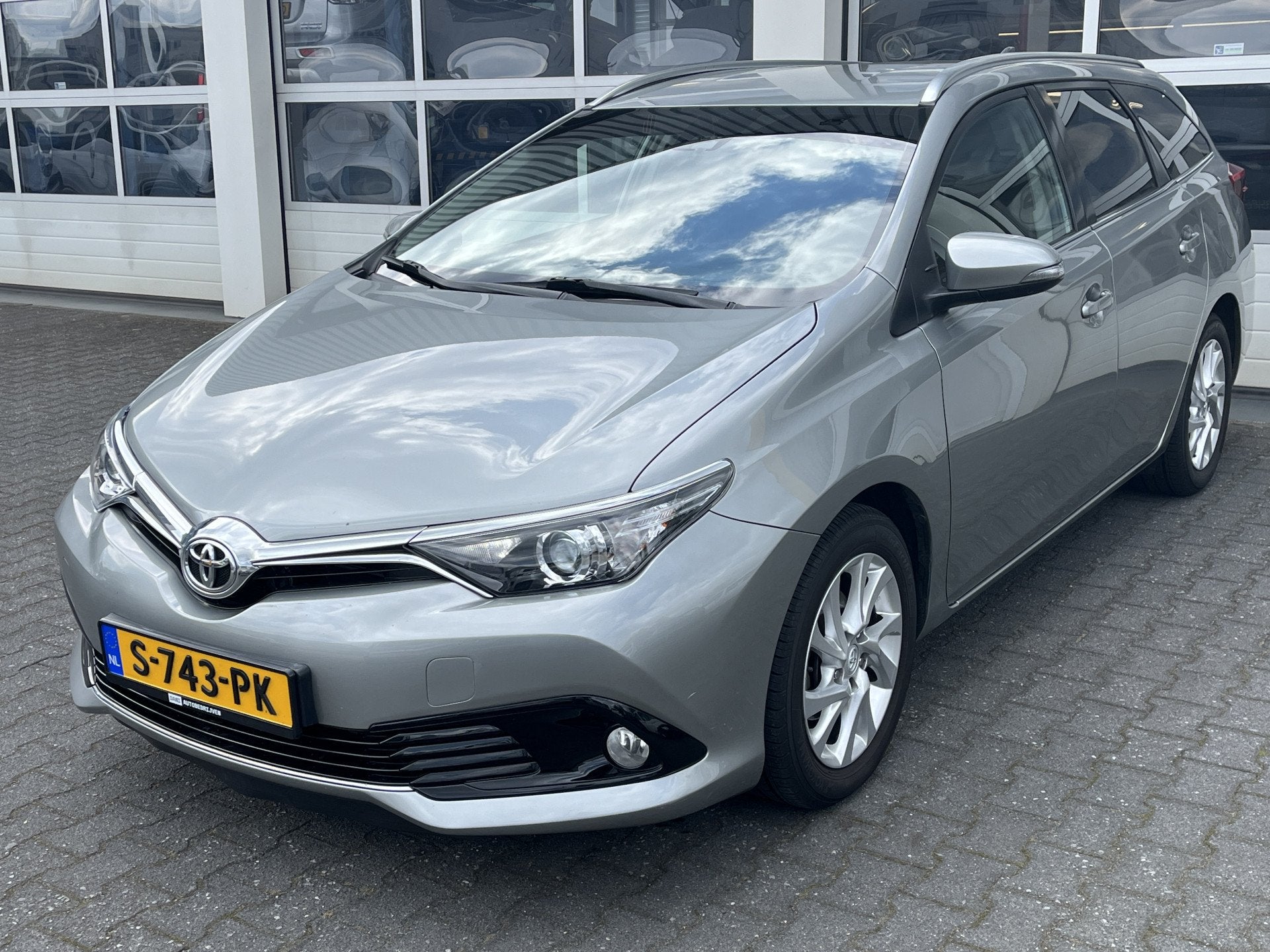 Toyota Auris Touring Sports 1.2T Energy Plus Automaat Climat, Gebruikt, 116 pk, Parkeersensor, Auris