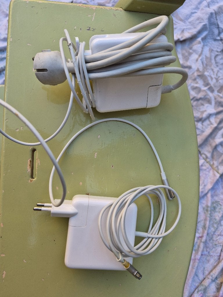 Apple MagSafe 1 Power Adapter 60W Magsafe 2 85w, Ophalen, Gebruikt, Minder dan 50 watt, Overige typen