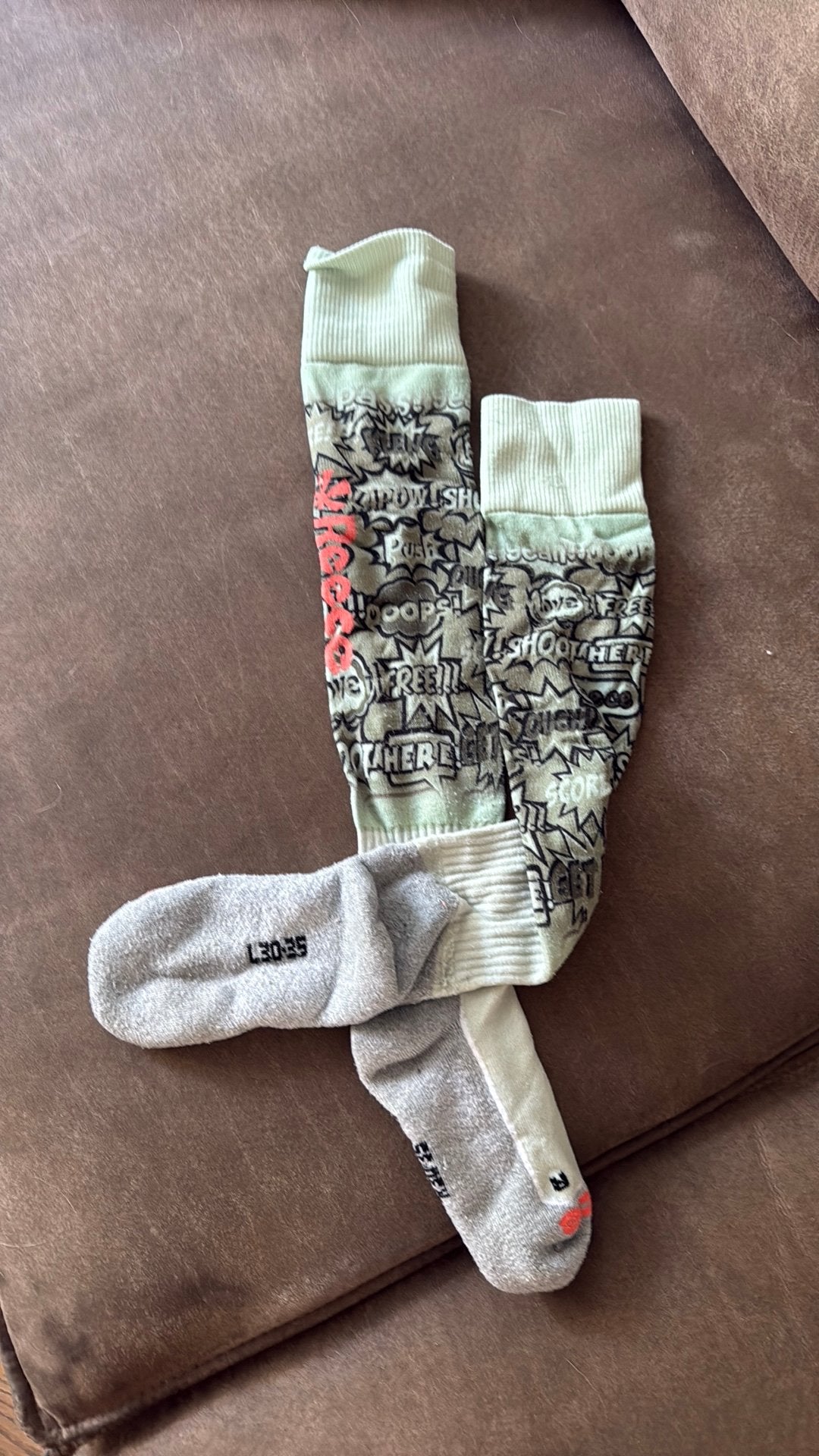 Reece hockeysokken maat 30-35 – wit/grijs met print, Ophalen, Gebruikt, Schoenen