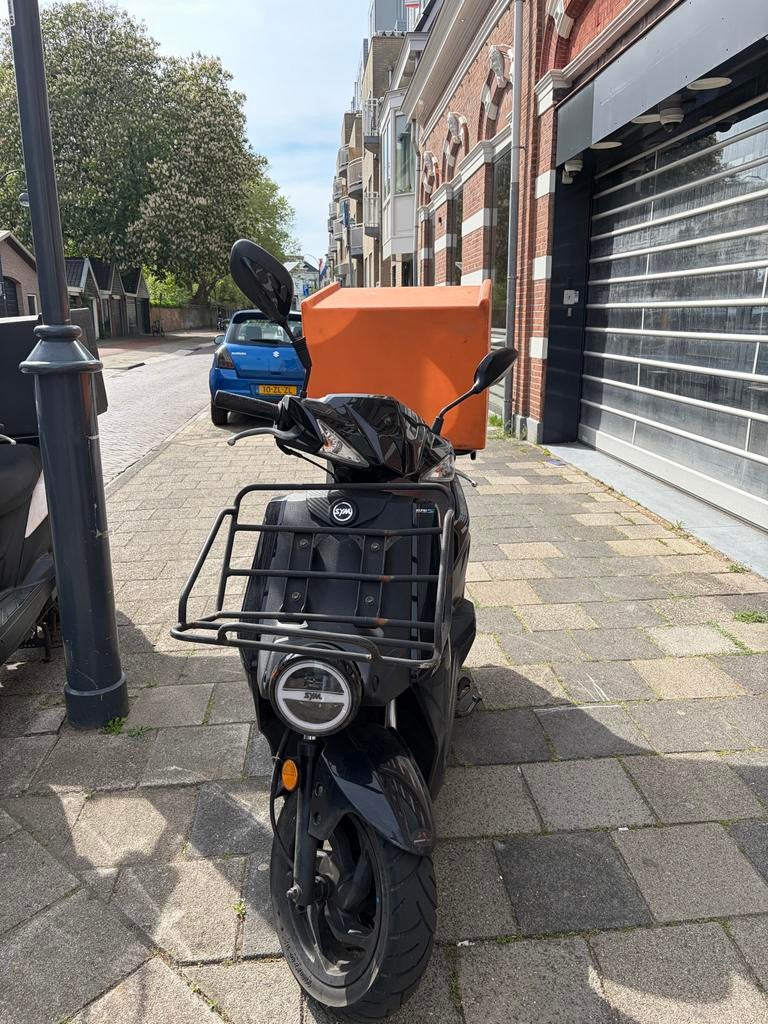 Sym scooter met bezorgbox - Ideaal voor bezorgdiensten, Ophalen of Verzenden, Gebruikt, Overige typen, SYM