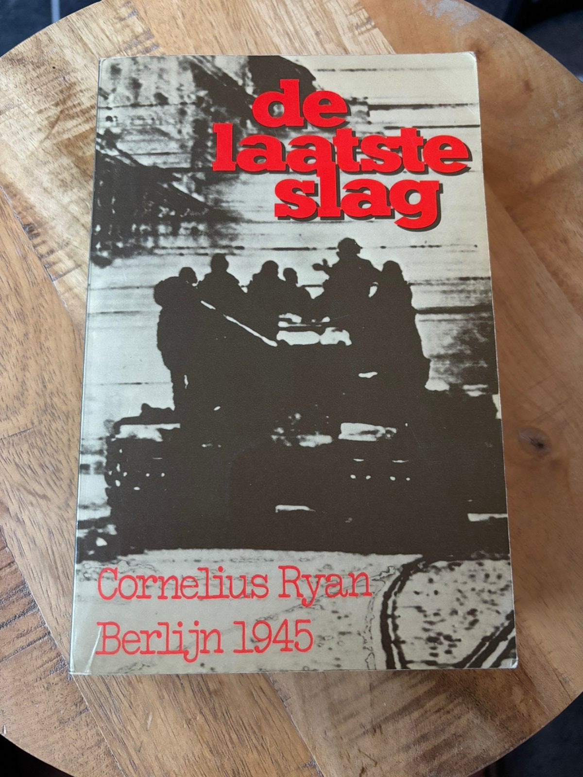 Cornelius Ryan - de laatste slag berlijn 1945, Boeken, Ophalen of Verzenden, Tweede Wereldoorlog, Gelezen