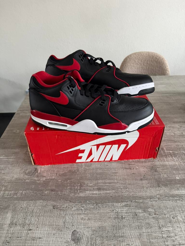 Te koop nieuw paar nike air flight ‘89 in maat 49,5 (49.5), Zwart, Nieuw, Ophalen of Verzenden, Sneakers of Gympen
