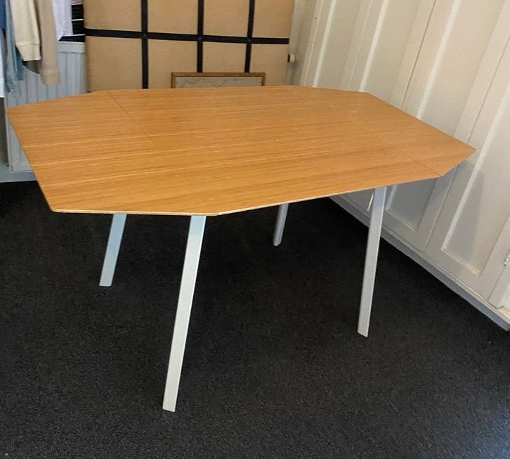Uitschuif tafel Ikea, zo goed als nieuw!, Ophalen, 100 tot 150 cm, 50 tot 100 cm, Zo goed als nieuw