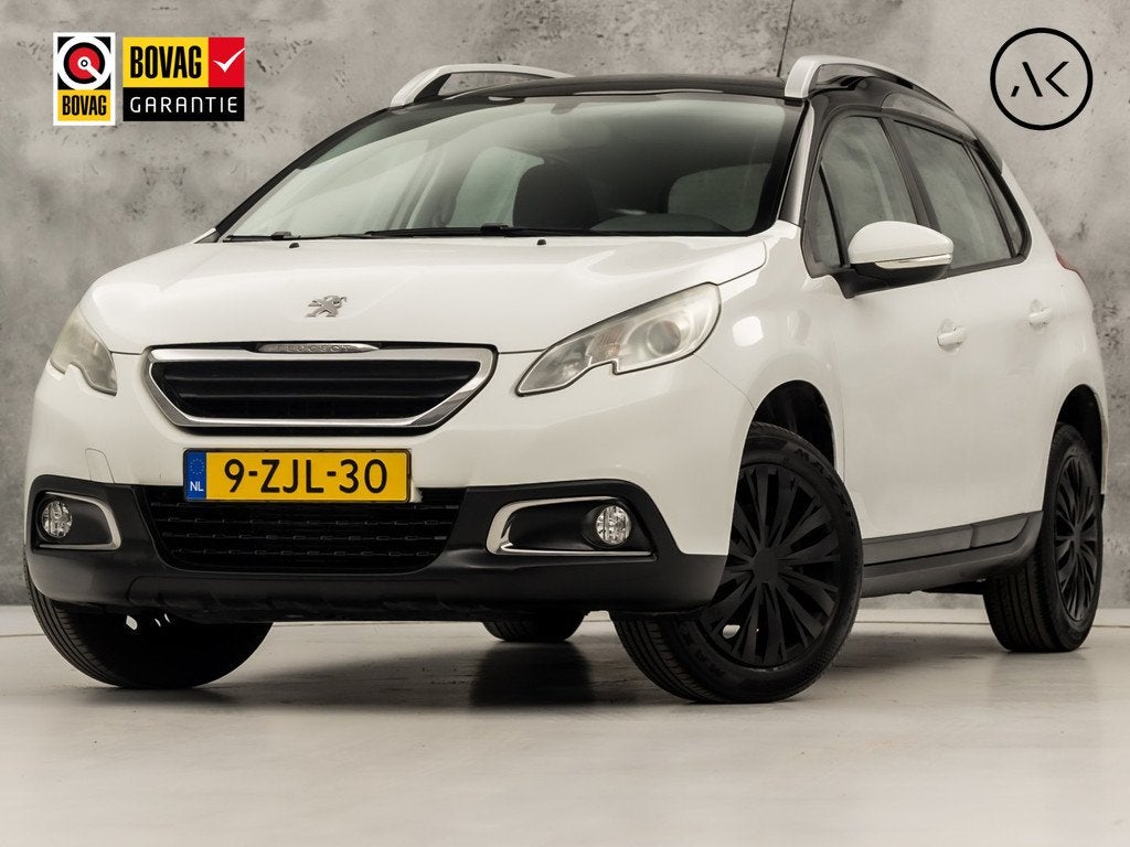 Peugeot 2008 1.2 PureTech Sport Automaat (PANORAMADAK, NAVIG, Auto's, Peugeot, 12 maanden, 1199 cc, 82 pk, 770 kg