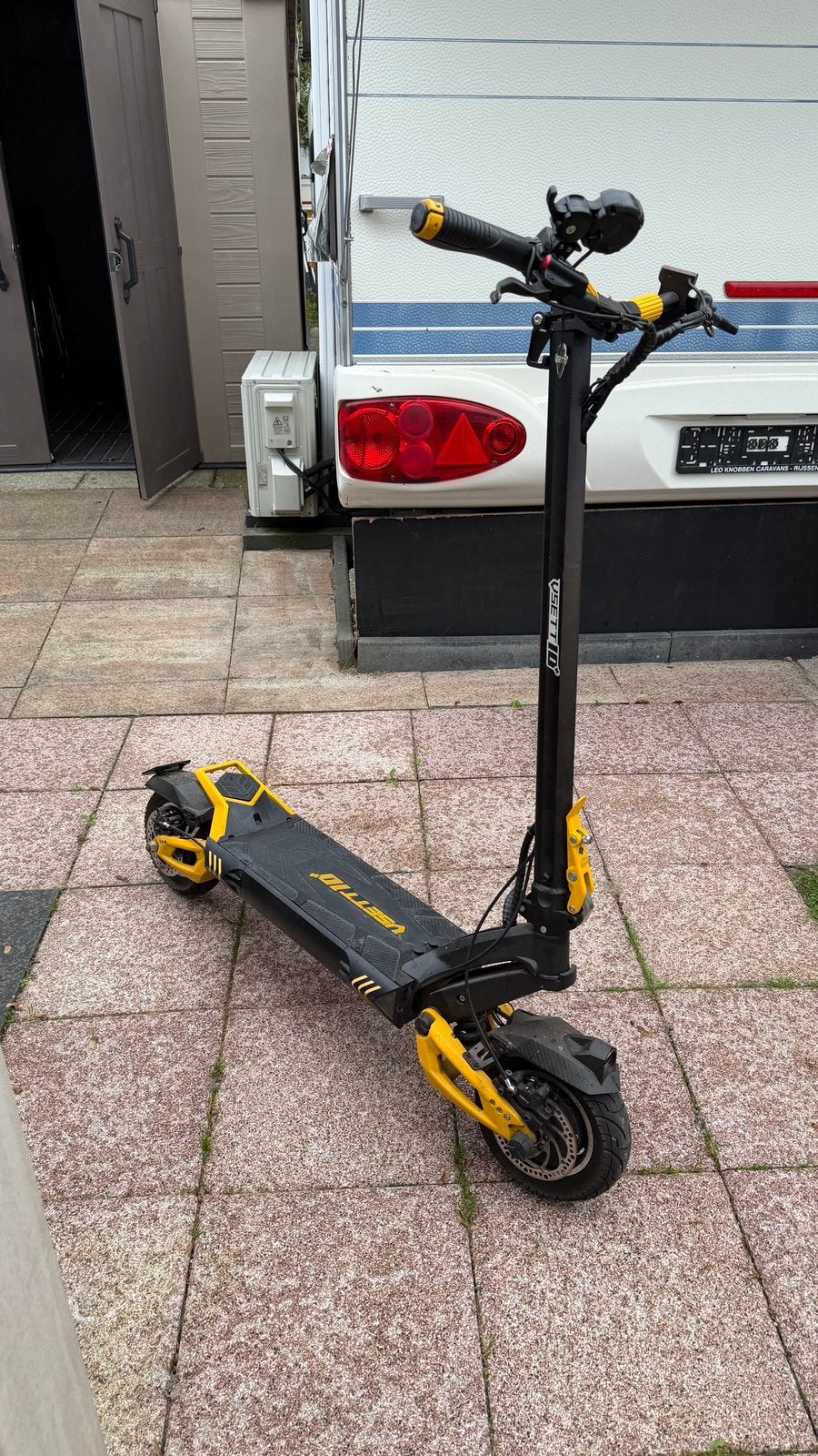 VSETT 10+ elektrische step, Fietsen en Brommers, Ophalen, Zo goed als nieuw, Elektrische step (E-scooter)