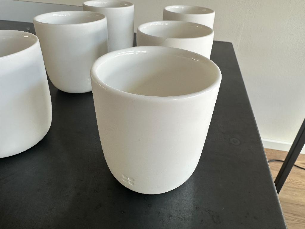 Waterdrop Porseleinen kopje WIT, Overige typen, Nieuw, Ophalen of Verzenden, Steen/keramiek