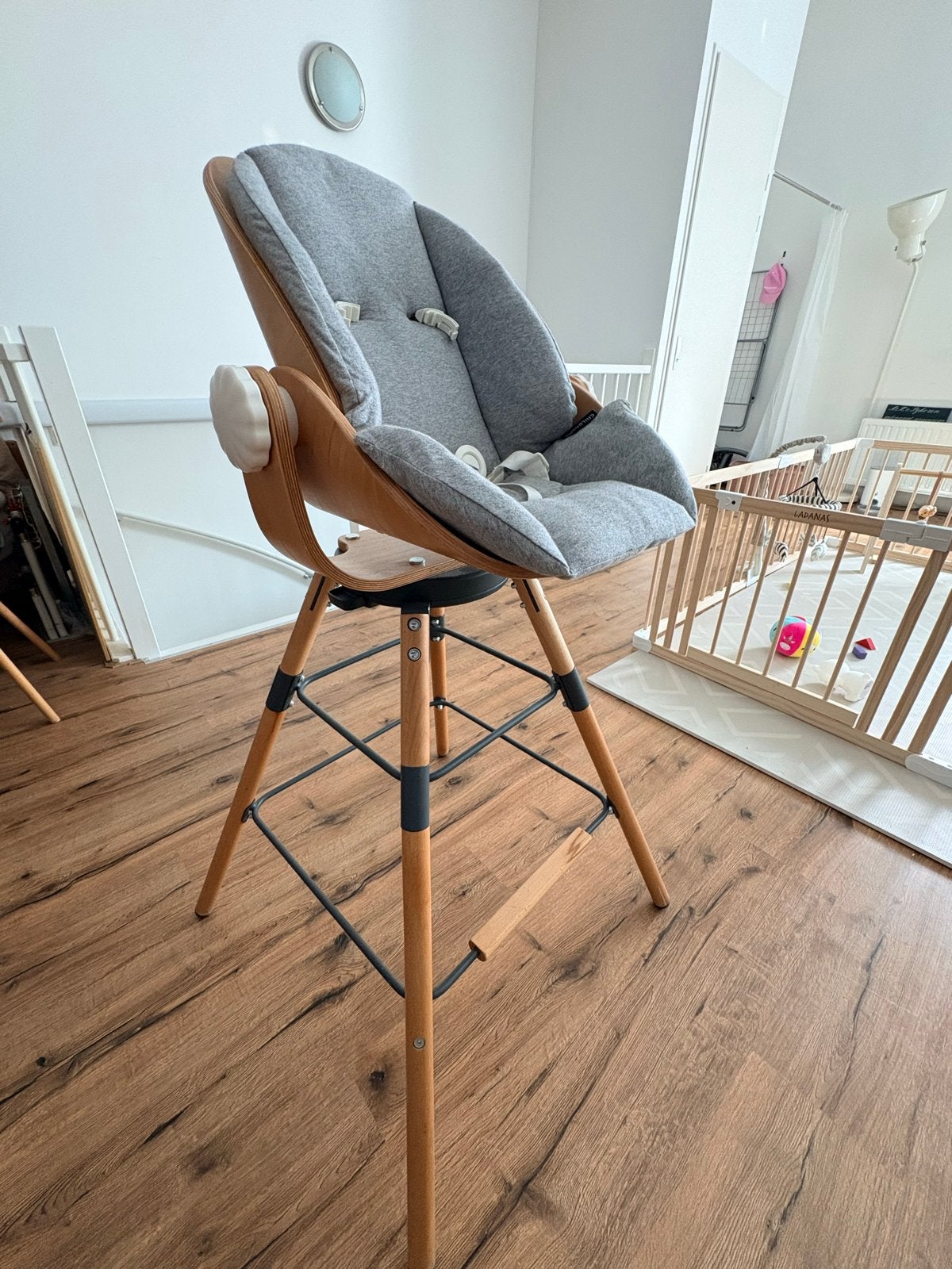 Childhome Evolu met beide opzetstukken., Ophalen, Zo goed als nieuw, Meegroeistoel, Gordel(s)