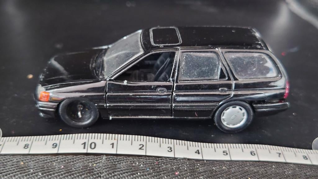 Schabak Modell 1:43 Ford Escort - Zwart Diecast Model, Hobby en Vrije tijd, Modelauto's | 1:43, Ophalen of Verzenden, Gebruikt
