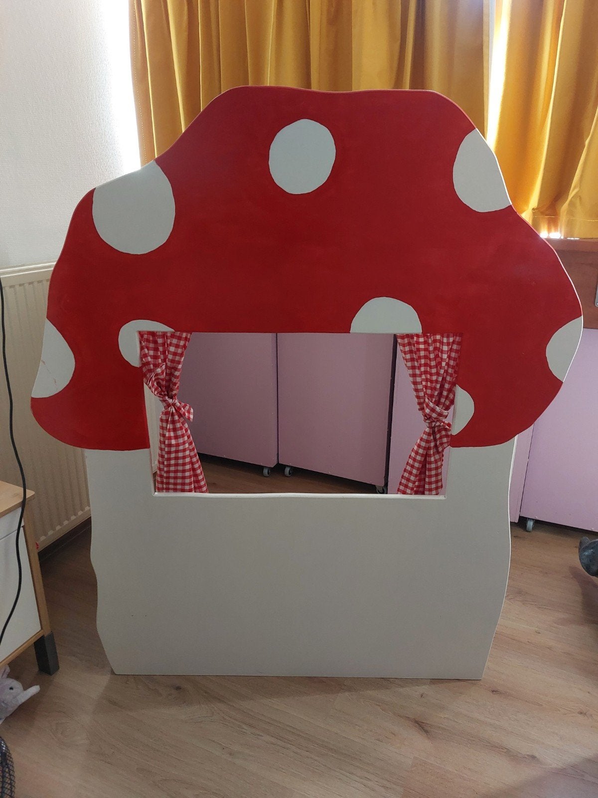 Paddestoel poppenkast met handpoppen, Ophalen, Gebruikt, Overige typen