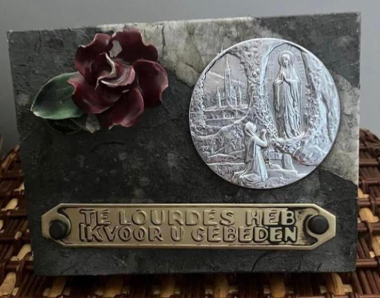 Lourdes ,Maria en Bernadette Soubirous ,marmeren standaard, Ophalen of Verzenden
