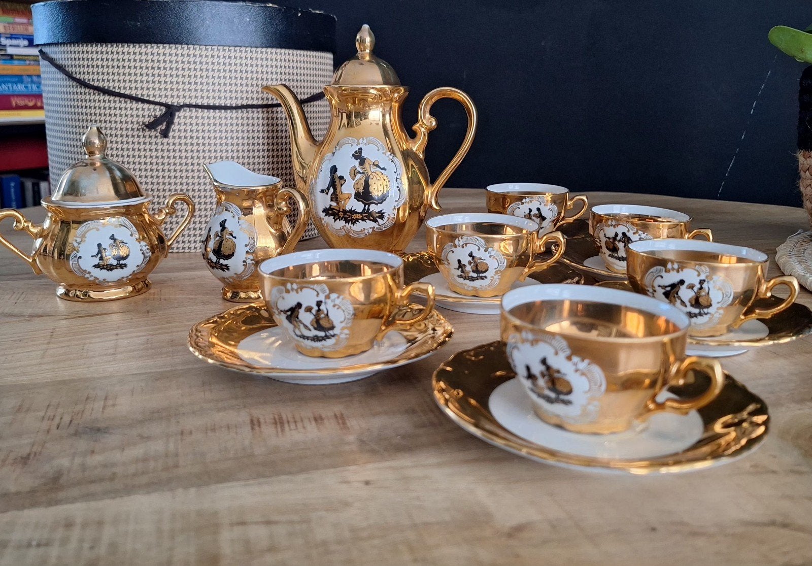 Porselein theeservies Hãnsel Bavaria, Antiek en Kunst, Antiek | Servies compleet, Ophalen