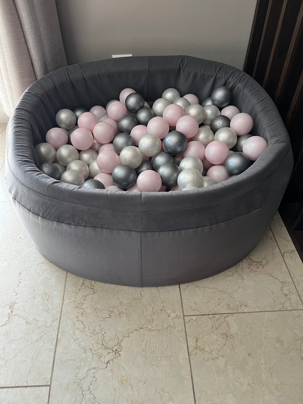 Ballenbak met ballen, Ophalen, Zo goed als nieuw, Jongen of Meisje