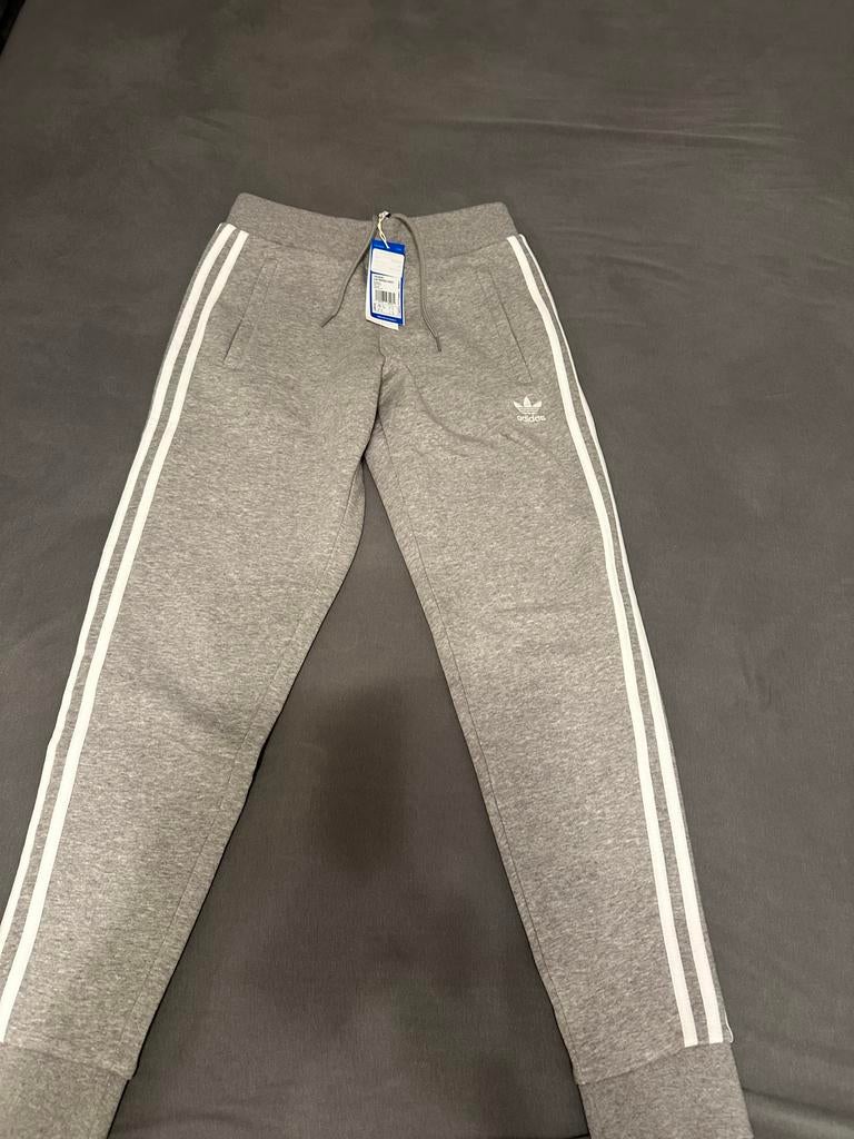 Adidas unisex broek maat S, Nieuw, Ophalen of Verzenden, Maat 36 (S), Grijs