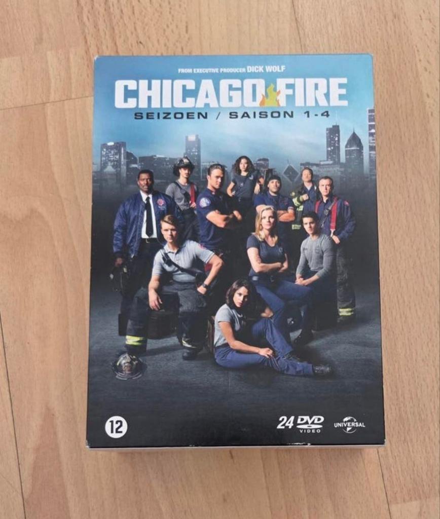 Chicago Fire - Seizoen 1 t/m 4, Vanaf 12 jaar, Ophalen of Verzenden, Zo goed als nieuw, Komedie