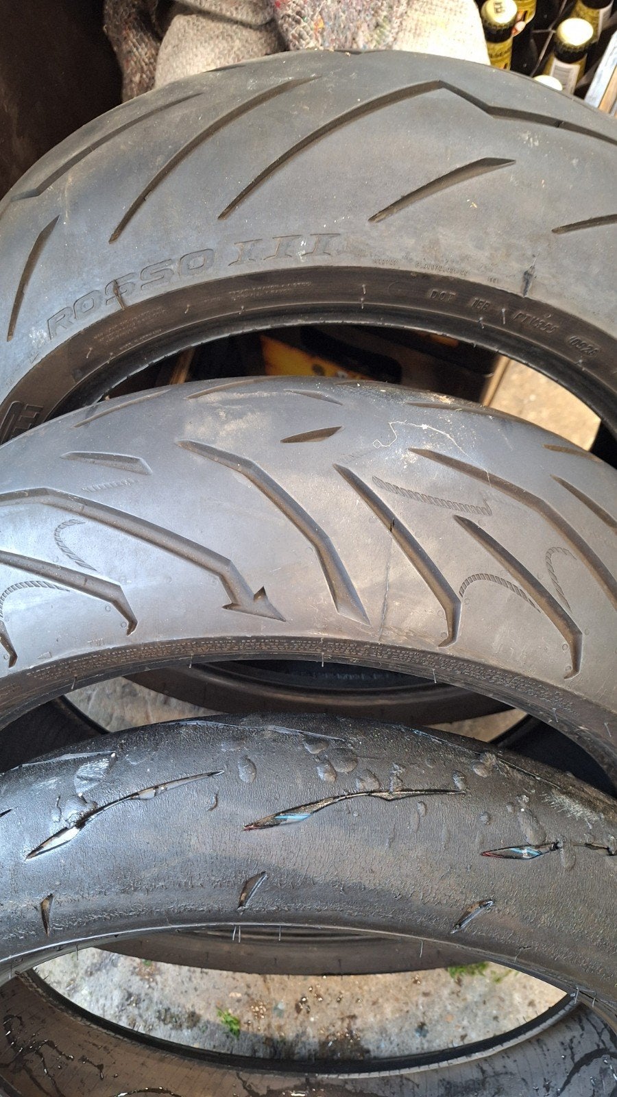 div zeer goede banden 180 55 17 Pirelli Rosso, ST, R11 120, Motoren, Ophalen of Verzenden, Gebruikt