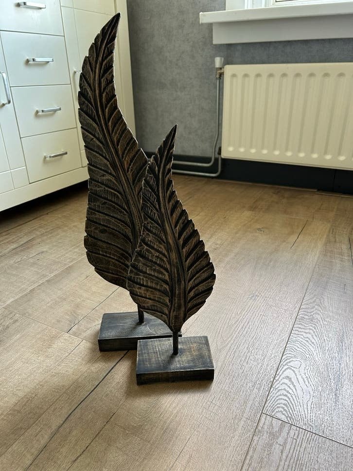Decoratieve houten veren op voet - Set van 2, Hout, Gebruikt, Ophalen of Verzenden, Landelijk
