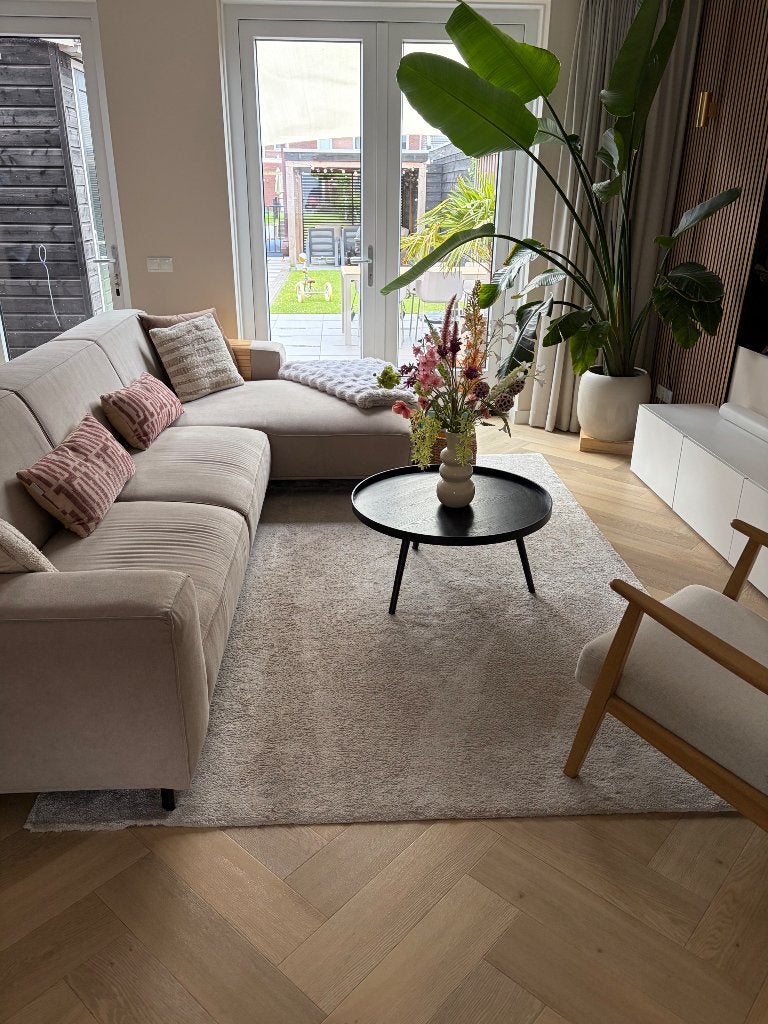 Vloerkleed wit/beige, Huis en Inrichting, Stoffering | Tapijten en Kleden, Gebruikt, 200 cm of meer, Crème, Ophalen of Verzenden