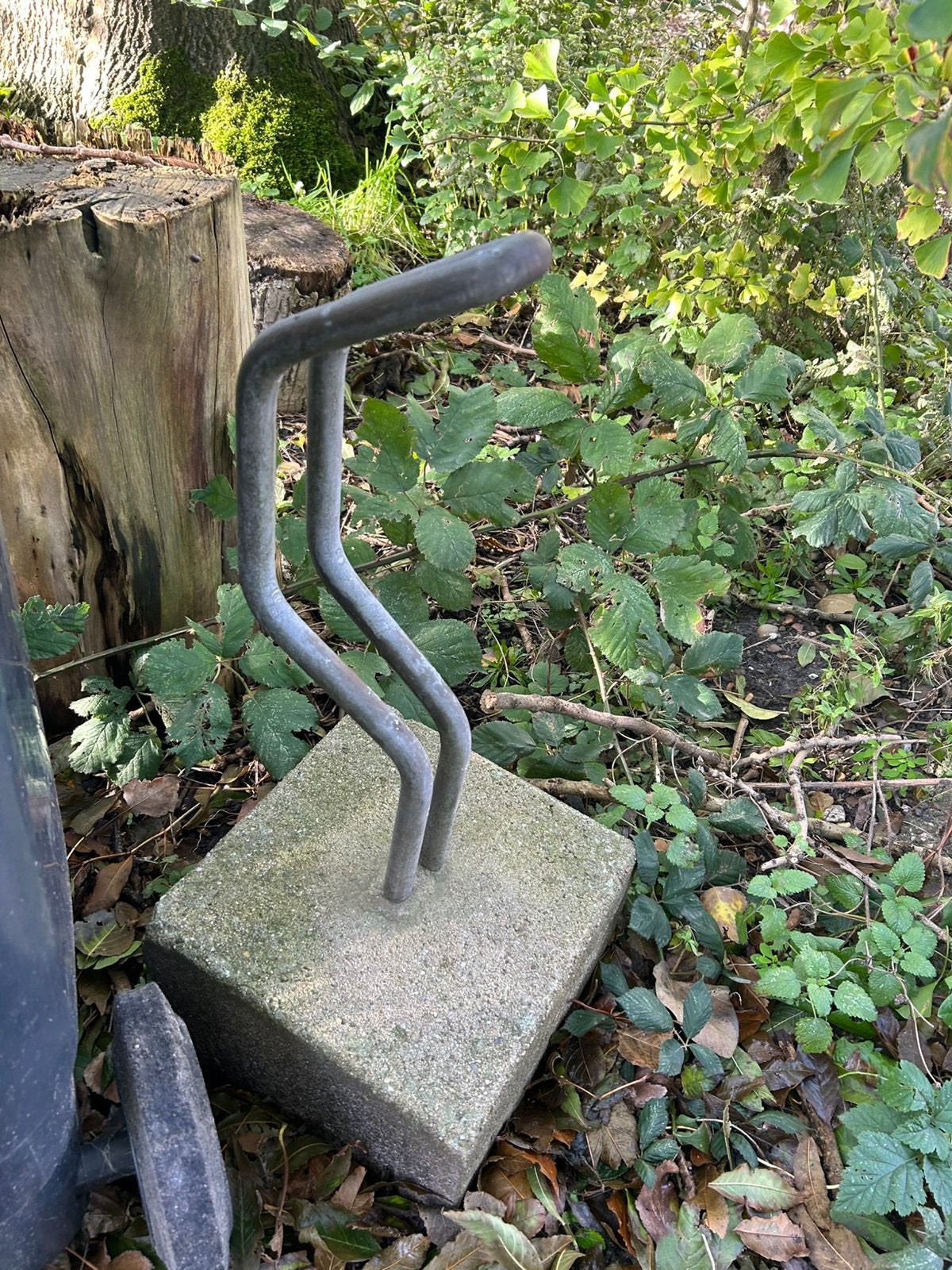 Fiets rek voor 1 foets met dexstoepsyeen er  aan      vast, Ophalen, Gebruikt