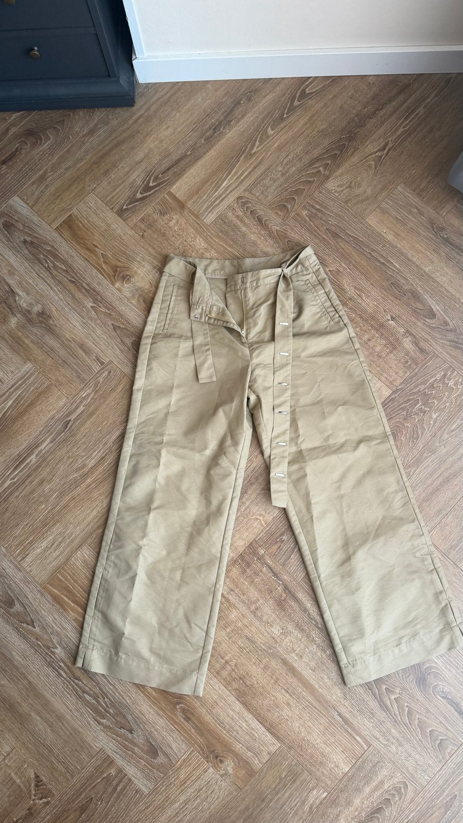 Shoeby beige wijde broek met strikceintuur - Maat L, Beige, Maat 42/44 (L), Ophalen of Verzenden, Zo goed als nieuw