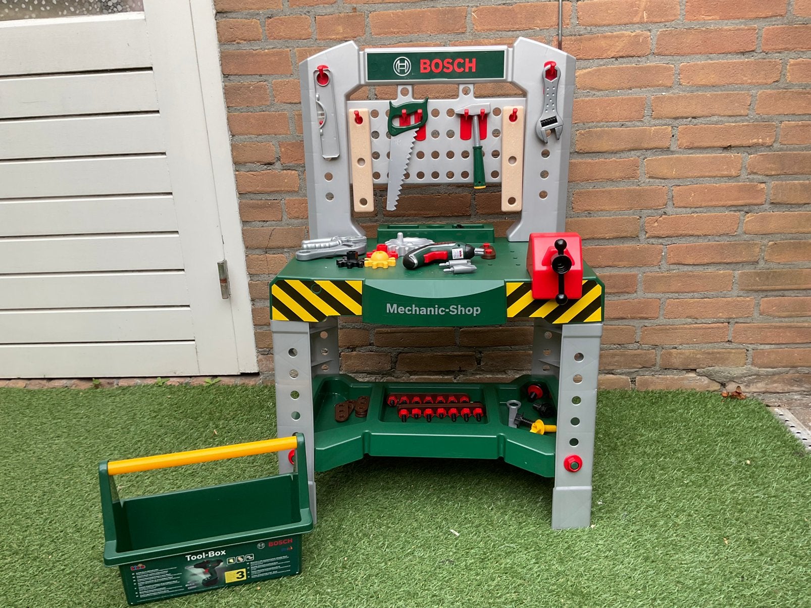 Mini Bosch Mechanic shop met boormachine en koffer. OPHALEN, Ophalen, Nieuw