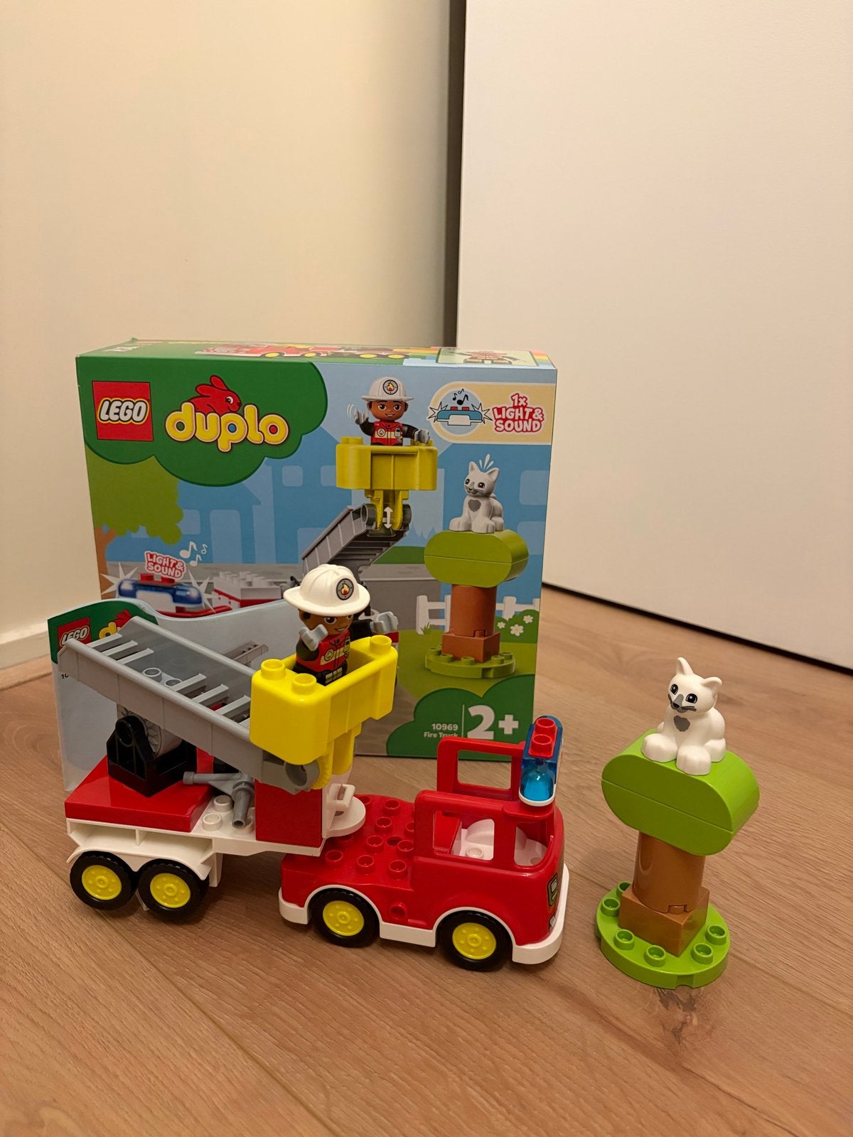 Lego Duplo Brandweerwagen 10969 met licht en geluid, Ophalen, City, Lego, Zo goed als nieuw