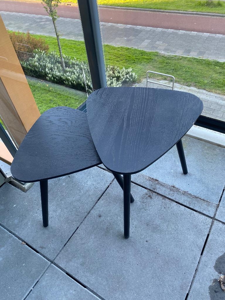 2 zwarte kleine Salon tafeltjes, Ophalen, Gebruikt, 50 tot 100 cm, 50 tot 100 cm