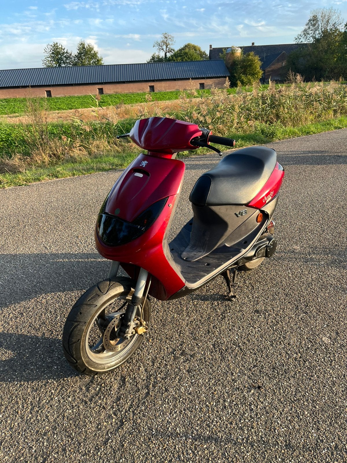 Peugeot vivacity 70cc, Ophalen, Tweetakt, 70 cc, Zo goed als nieuw