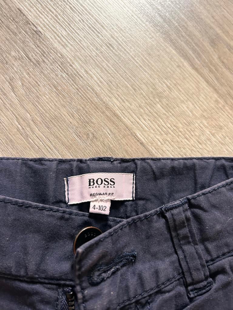 Hugo Boss korte broek maat 4-102, Ophalen of Verzenden, Gebruikt, Jongen