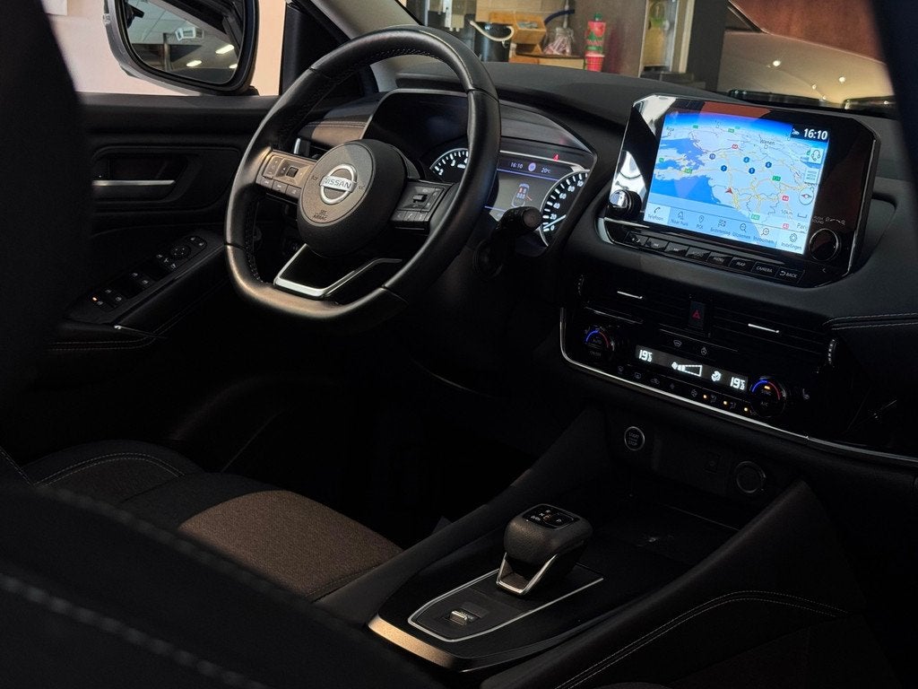 Nissan Qashqai 1.3 MHEV N-Connecta |360CAMERA|VIRTUAL|ACC|LA, Auto's, Nissan, Stof, Met garantie (alle), Bedrijf, Hybride Elektrisch/Benzine