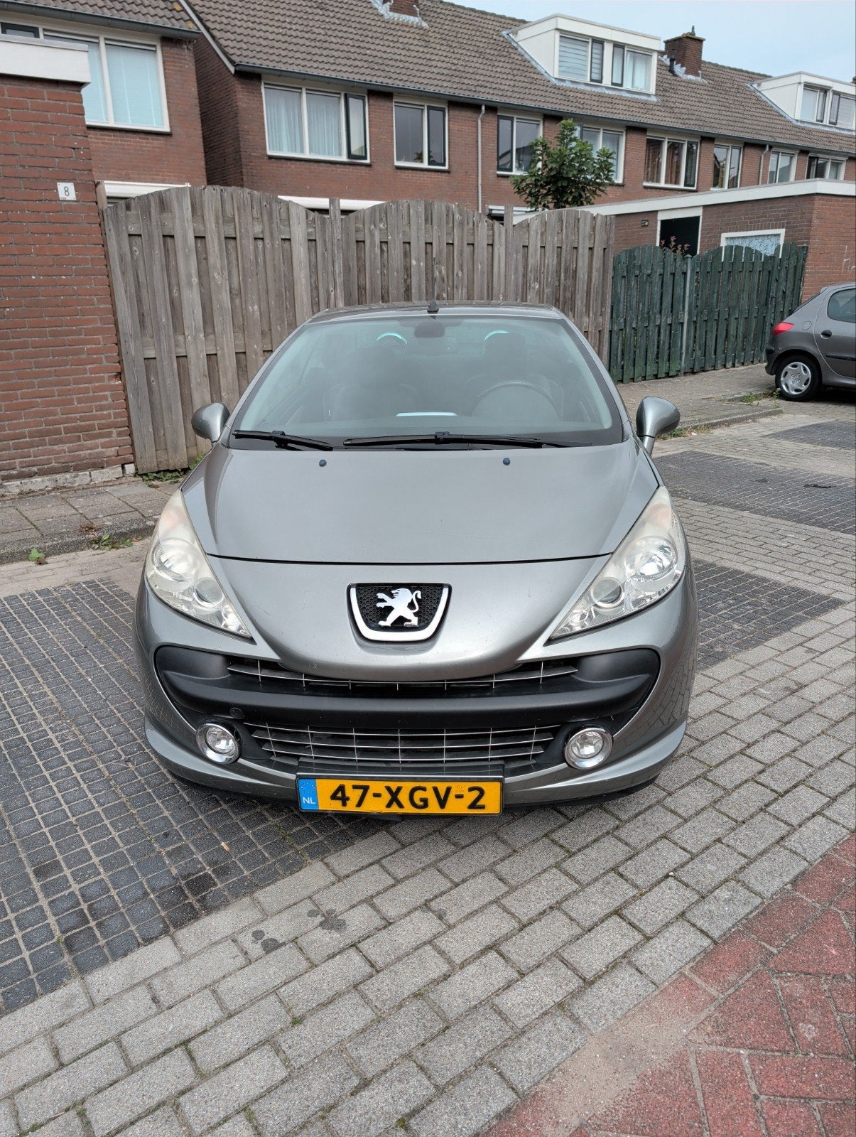 Peugeot 207 1.6 VTI CC 88KW AUT 2009 Grijs, 4 cilinders, Cabriolet, 4 stoelen, Bedrijf