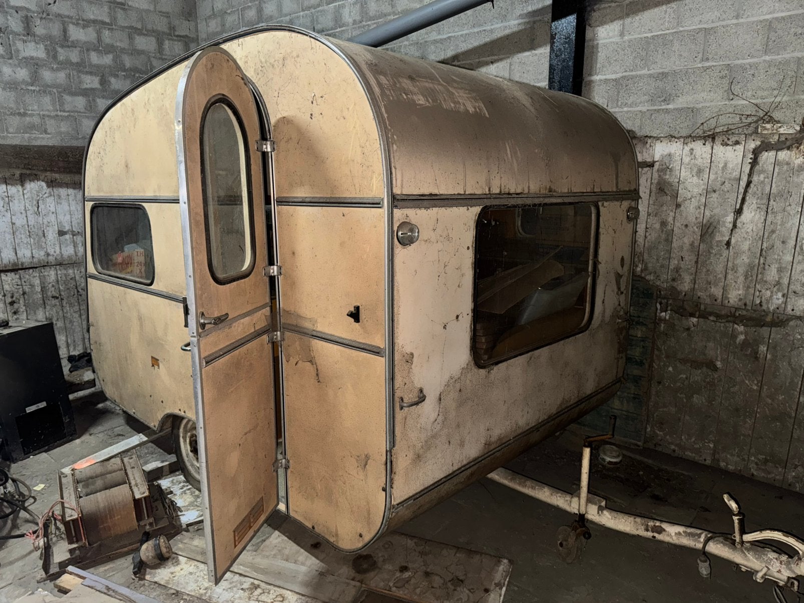 De Reu Retro Caravan, Ophalen, Huis en Inrichting