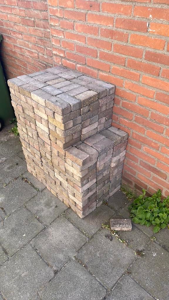 Gratis stenen, Ophalen, Zo goed als nieuw