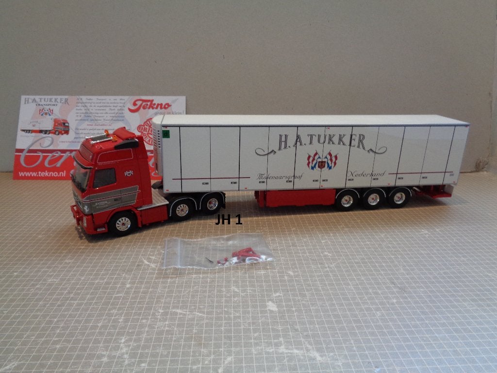 tekno volvo fh tukker, Hobby en Vrije tijd, Modelauto's | 1:50, Ophalen of Verzenden, Nieuw, Bus of Vrachtwagen, Tekno