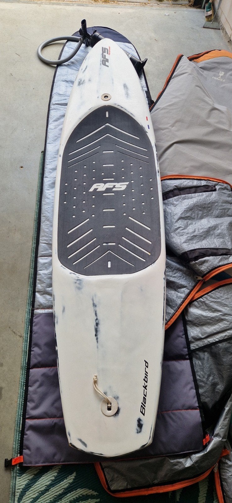 AFS Blackbird v2 Foilboard 8'0" - 145L downwind, Watersport en Boten, Ophalen, Gebruikt