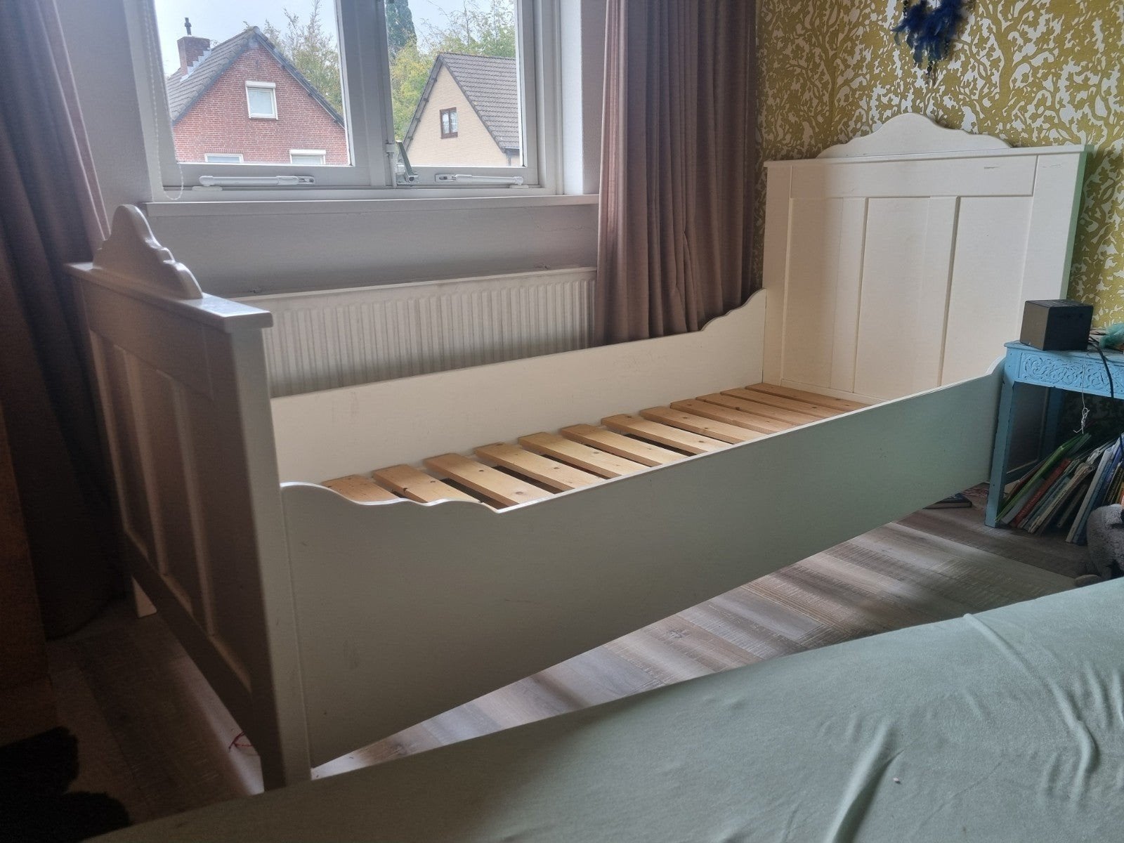 Wit houten eenpersoonsbed, Huis en Inrichting, Ophalen, Gebruikt, 90 cm, Eenpersoons
