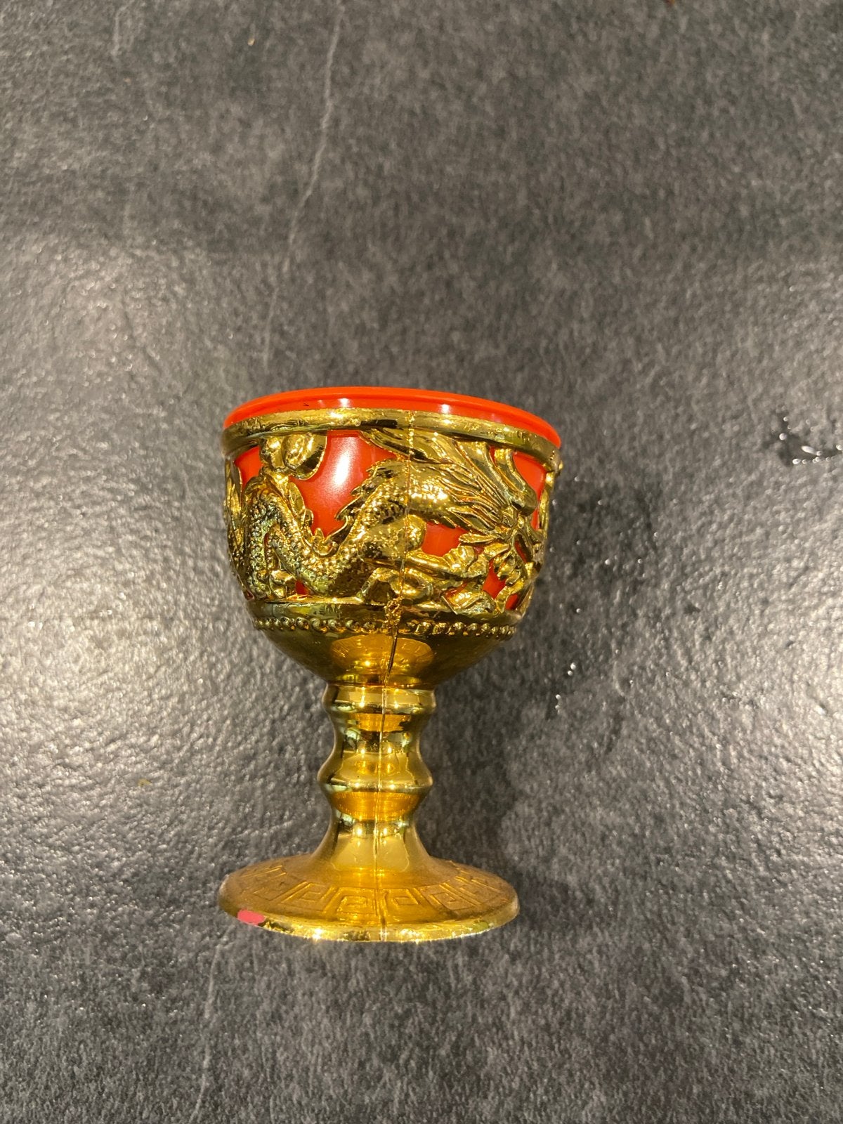 Decoratief plastic eierdopje met drakenmotief, Ophalen of Verzenden