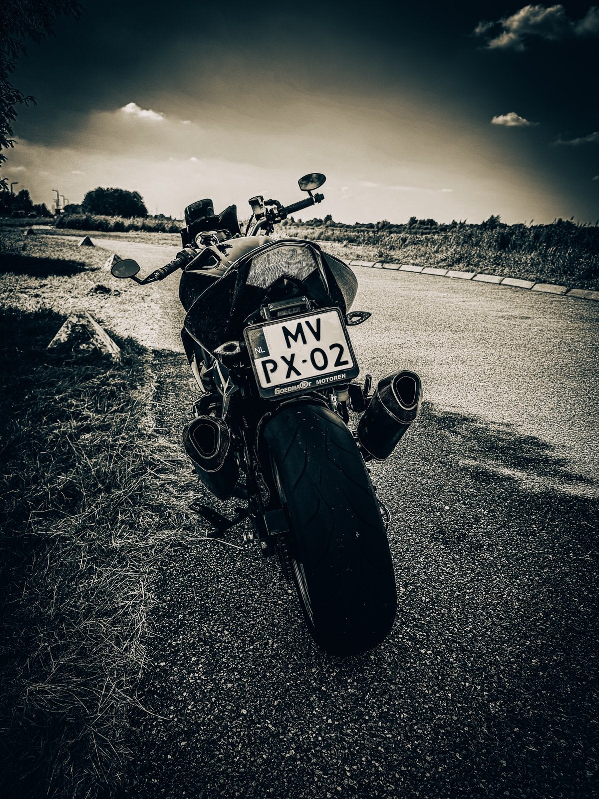 Kawasaki Z1000 Naked Bike - Krachtig en Stijlvol, Motoren, Motoren | Kawasaki, Occasion, 4 cilinders, Motorrijbewijs A, Particulier
