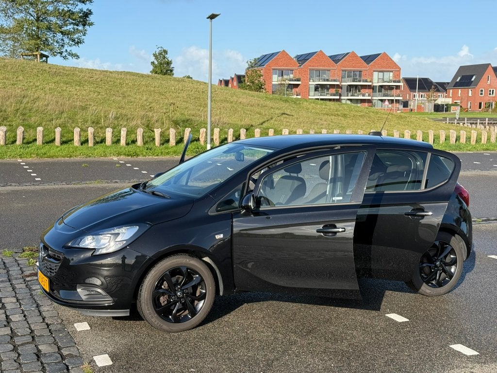Opel Corsa 1.4 Black Edition 5D 2018 Zwart, Voorwielaandrijving, Dealer onderhouden, 4 cilinders, Origineel Nederlands
