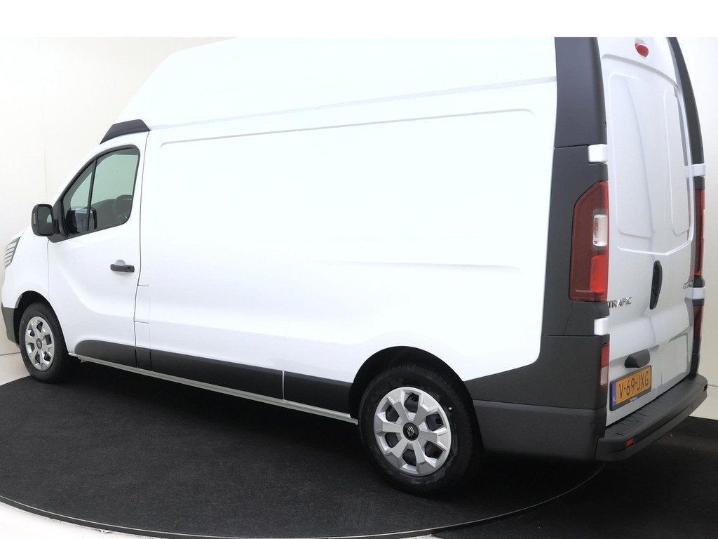 Renault Trafic 2.0 Blue dCi 150 T29 L2H2 Advance BTW| MTX Pa, Auto's, Bestelauto's, Stof, Euro 6, 4 cilinders, Renault