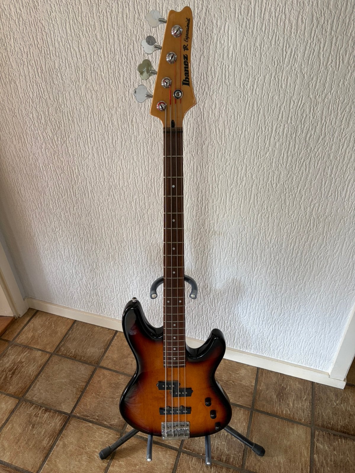 Basgitaar Ibanez Experimental, Ophalen, Zo goed als nieuw