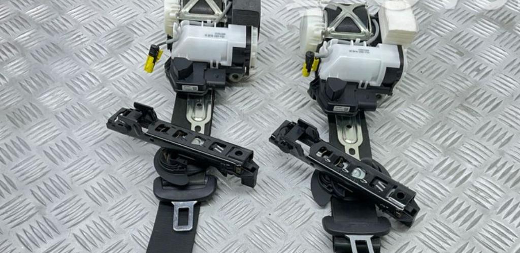 Gordels VW Golf 7 links & rechts, Ophalen of Verzenden