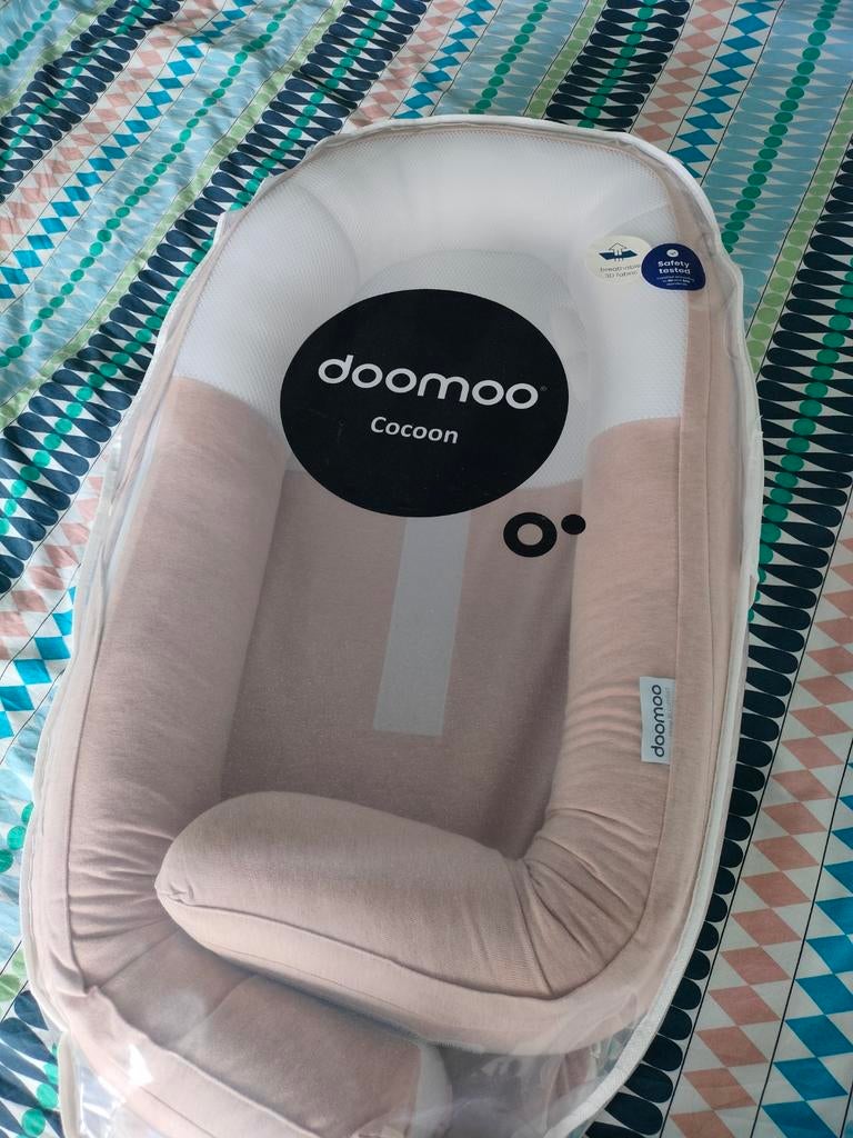 Doomoo cocoon nestje roze, Ophalen, Zo goed als nieuw, Overige typen