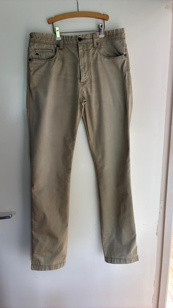 Mooie broek van Lindeberg maat 31/32 beige, Ophalen, Zo goed als nieuw, Maat 48/50 (M), Beige