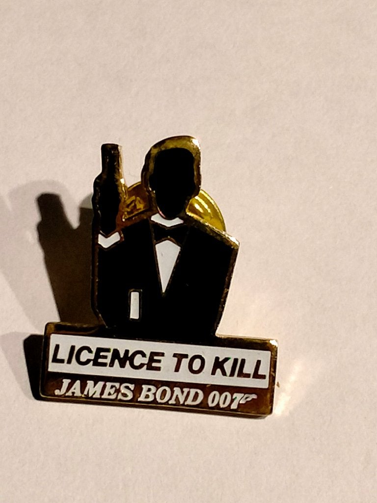 James Bond 007 License to Kill vintage film tv logo pin, Verzamelen, Verzenden, Gebruikt, Overige onderwerpen