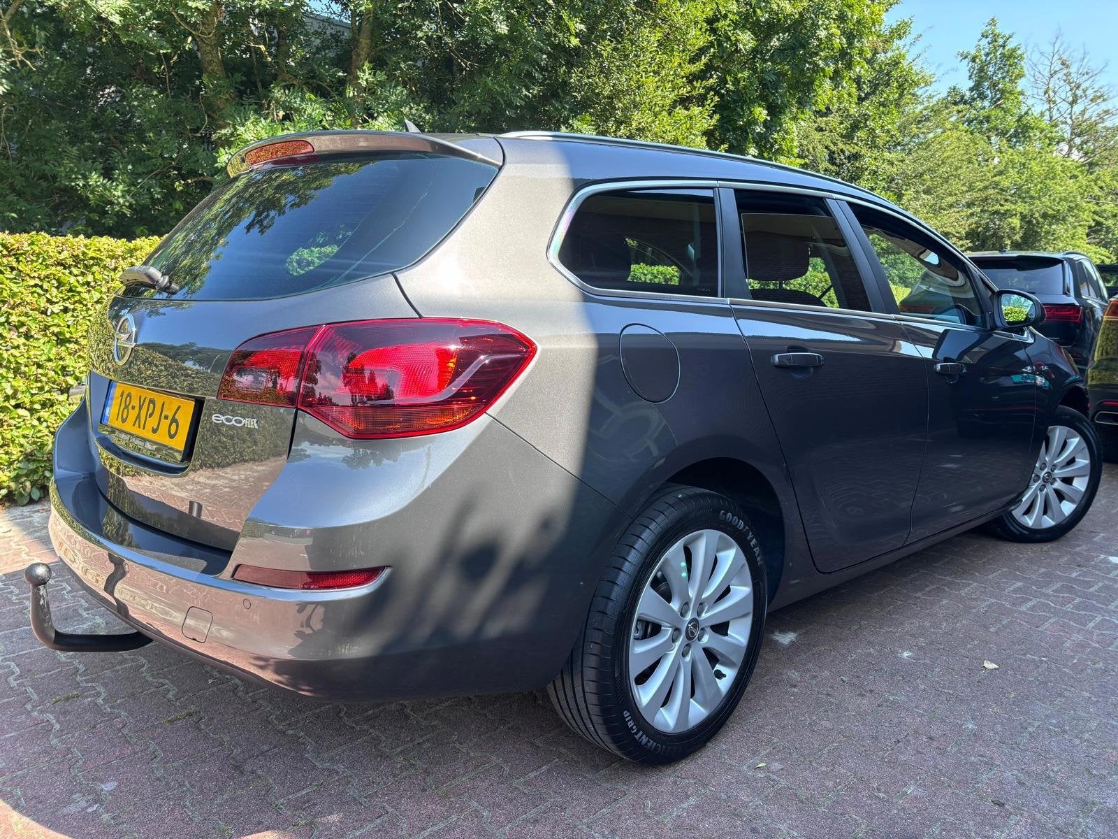 Opel Astra Sports Tourer 1.4 Cosmo, Voorwielaandrijving, 4 cilinders, Origineel Nederlands, Handgeschakeld