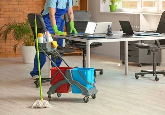 Gezocht: Schoonmaakster voor kantoorruimtes., Tot en met 24 uur, Overige niveaus, Overige vormen